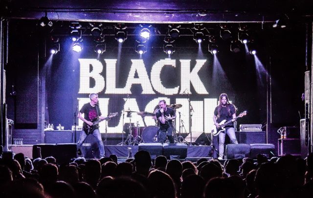 Saiba quem são as bandas Black Flag e L7, que tocarão no Brasil